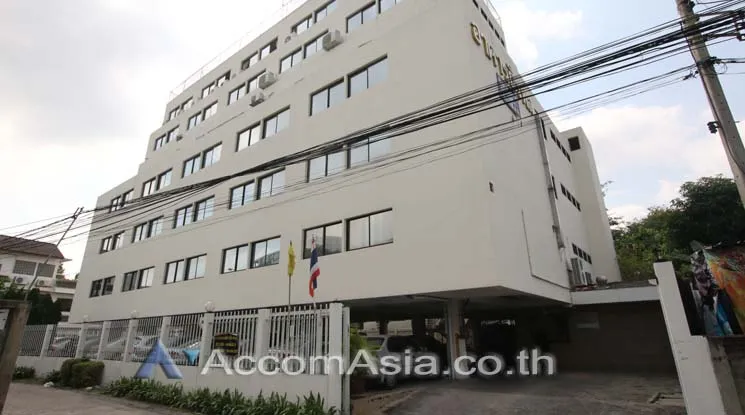 unit Office space For Rent in Phaholyothin, Bangkok  near BTS Ari (AA14126)